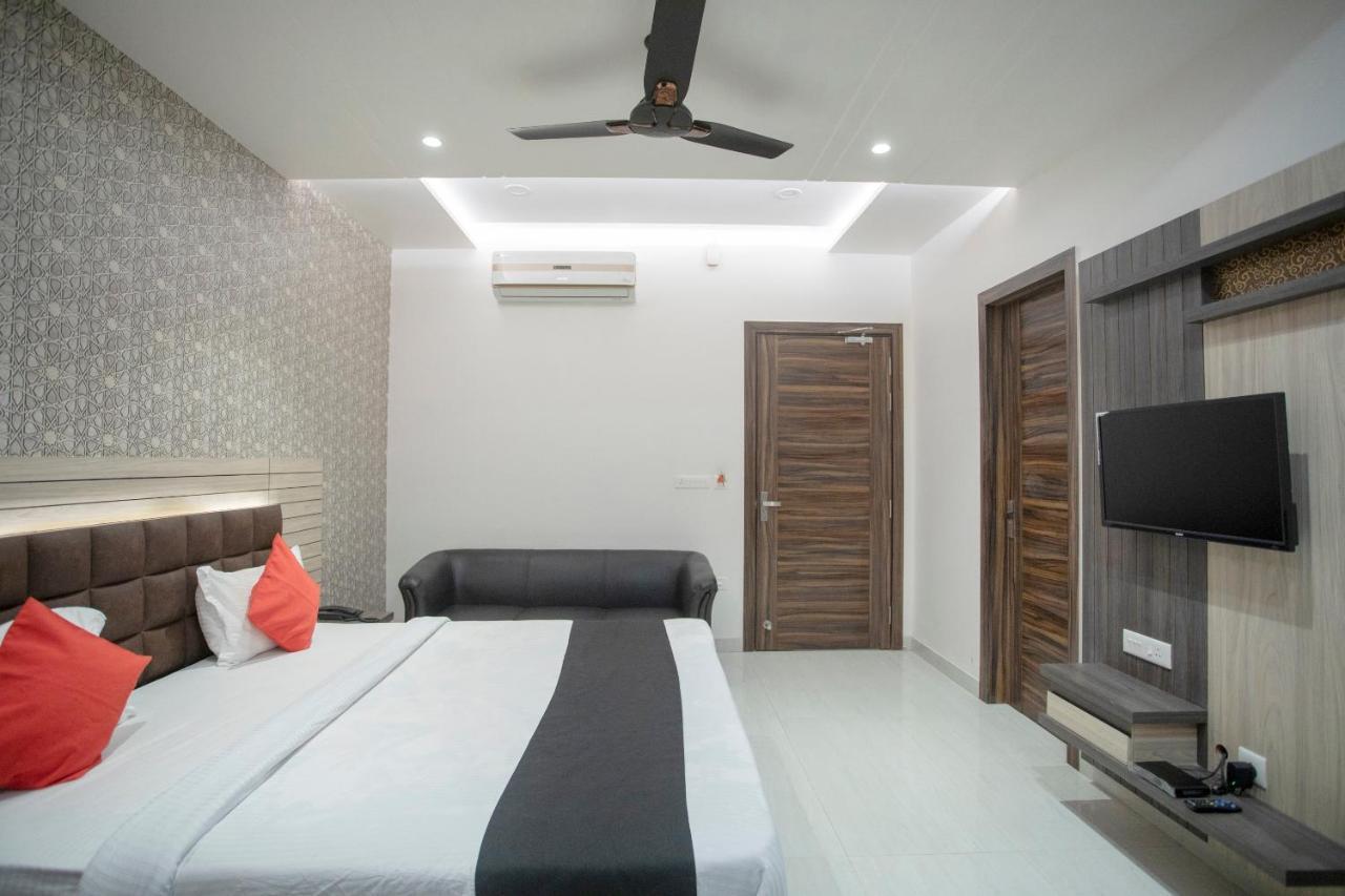Alīgarh Capital O 69415 Green View Resort מראה חיצוני תמונה
